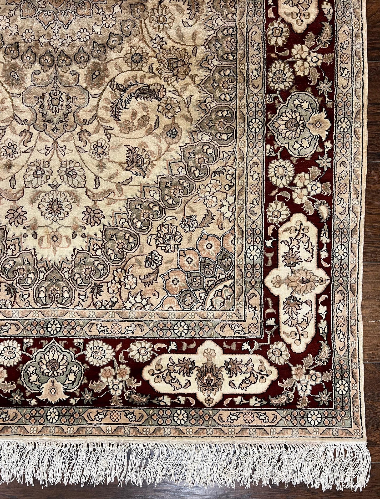 Silk Indian Kashmiri Rug 4x6 ft, Floral Medallion Hand Knotted Handmade Oriental Carpet, Vintage, Cream Burgundy, Very Fine Silk Rug 4 x 6 - Nuvé