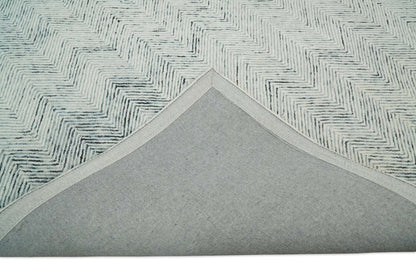 5x8 and 8x10 Hand Made Woolen Modern Blue and Ivory Area Rug | EVE001 - Nuvé
