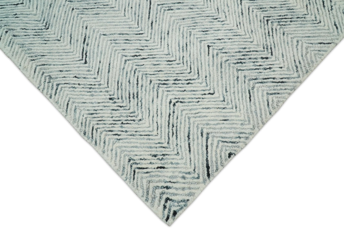 5x8 and 8x10 Hand Made Woolen Modern Blue and Ivory Area Rug | EVE001 - Nuvé