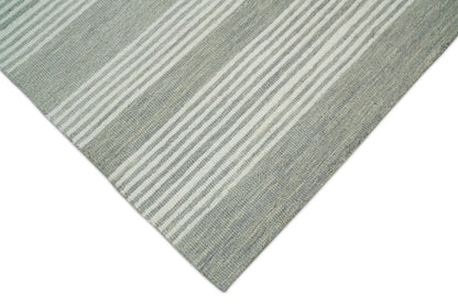 5x8 and 8x10 Hand Made Woolen Modern Grey and Ivory Area Rug | NAU001 - Nuvé
