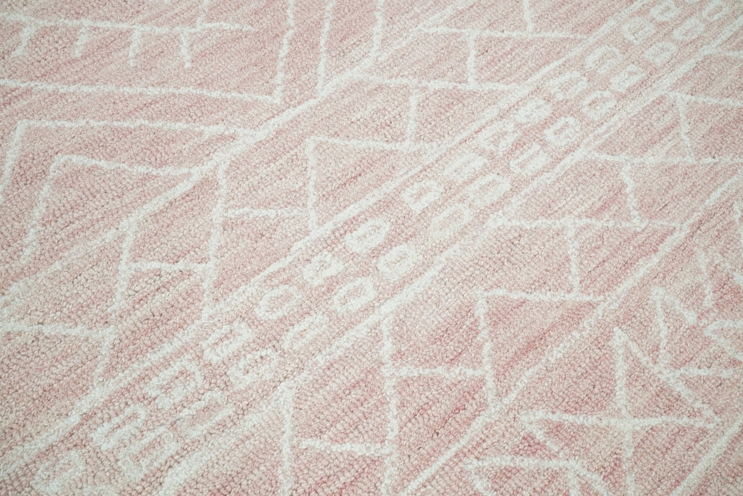 5x8 and 8x10 Hand Made Woolen Modern Pink Area Rug | AZT001 - Nuvé