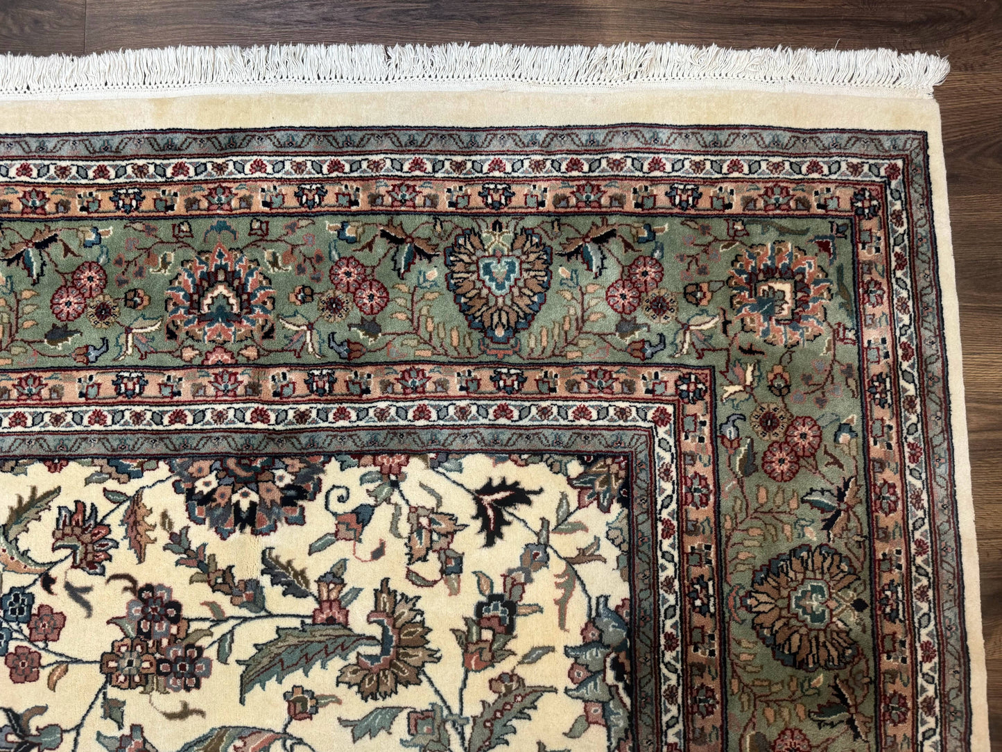 Indo Persian Rug 9x12, Allover Floral Pattern, Ivory & Green, Traditional Oriental Carpet - Nuvé