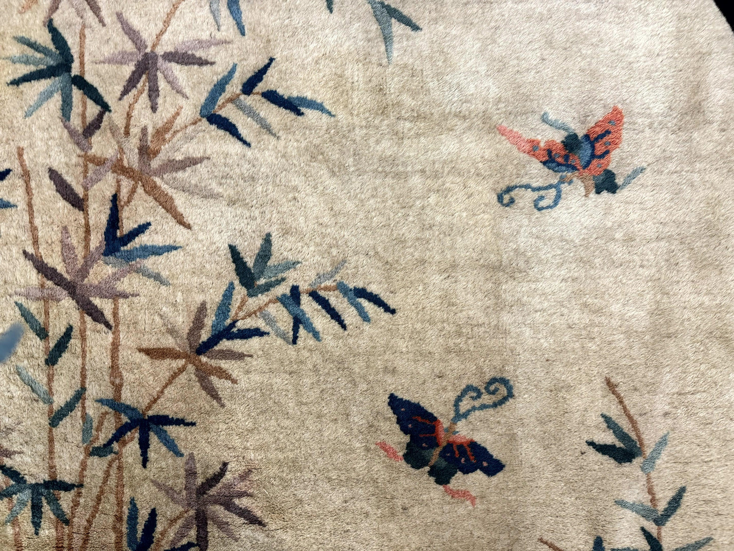Antique Chinese Oval Rug 3.9 x 6.7, Floral, Butterflies, Chinese Wool Art Deco Peking Carpet, Beige, Handmade - Nuvé