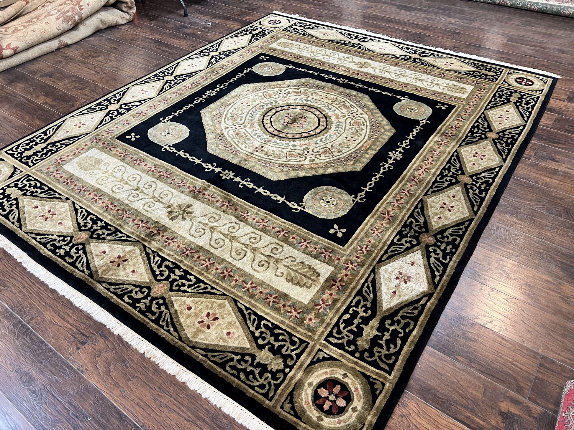 Tibetan Rug 8x10, Nepali Area Rug, Soft New Zealand Wool Carpet 8 x 10 ft, Black Tan Beige, Vintage Handmade Rug, French Aubusson Pattern - Nuvé