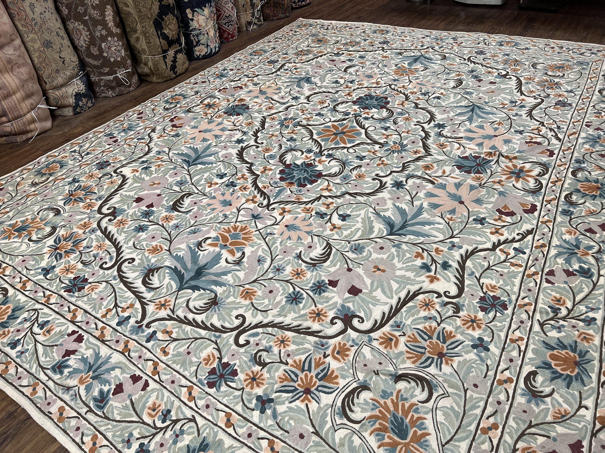 Chain Stitched Rug 9x12 Vintage Carpet 9 x 12 Flatweave Rug, Ivory Teal Rug, Area Rug 9 by 12, Hand Stitched Rug, Medallion, Indian Rug - Nuvé