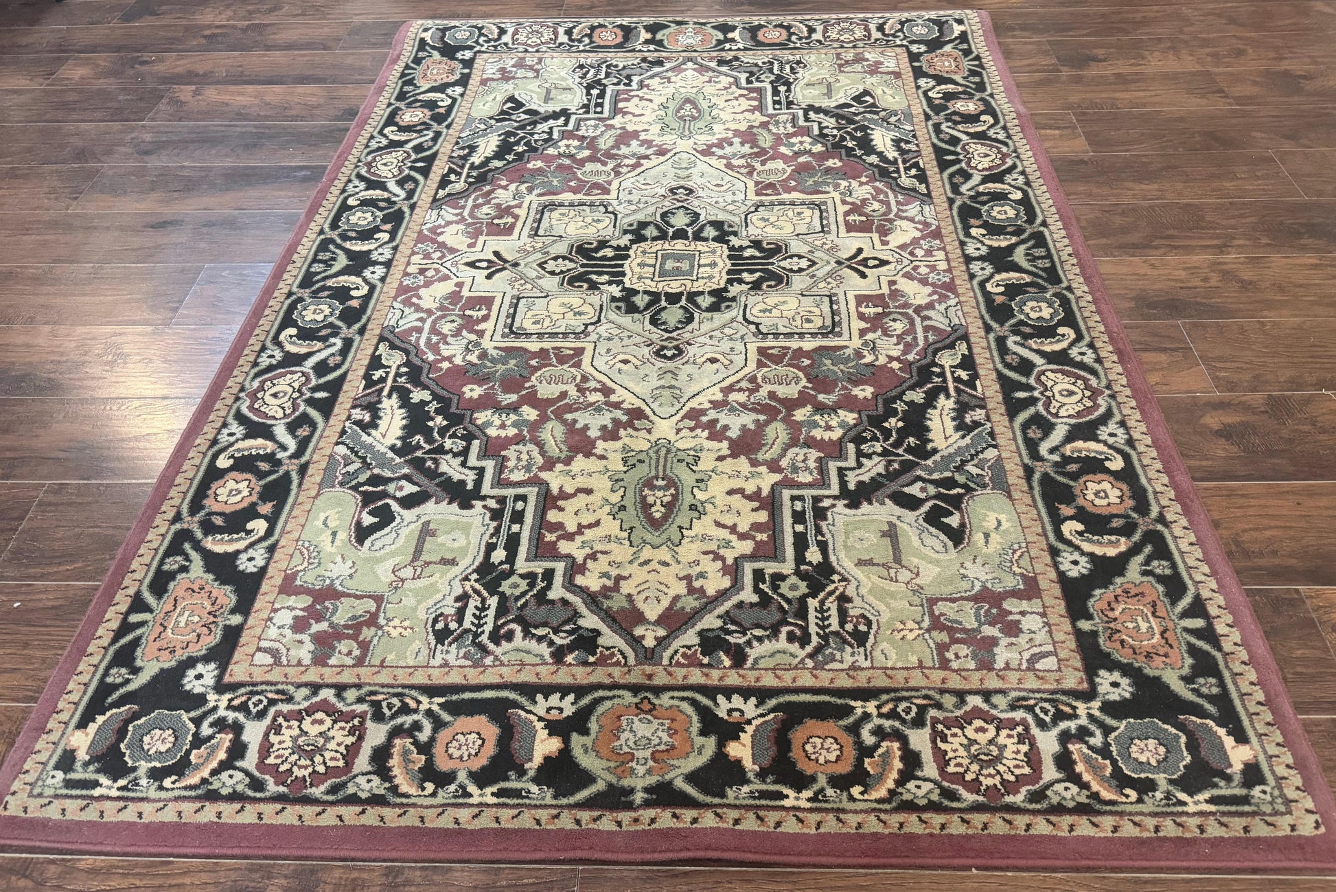 Heriz Rug 5x8 - Nuvé