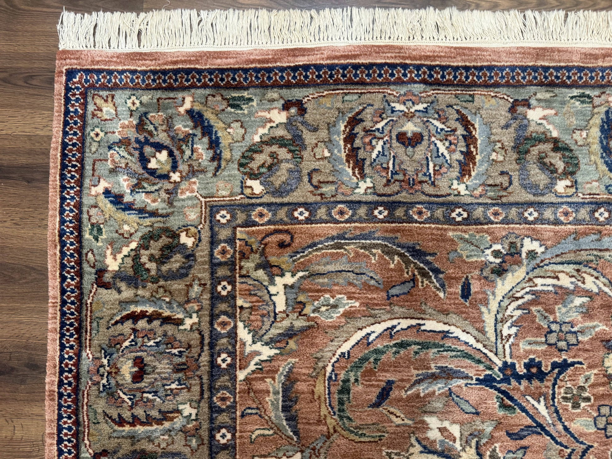 Indo Persian Mahal Rug 8x10, Traditional Wool Oriental Carpet, Pink - Nuvé