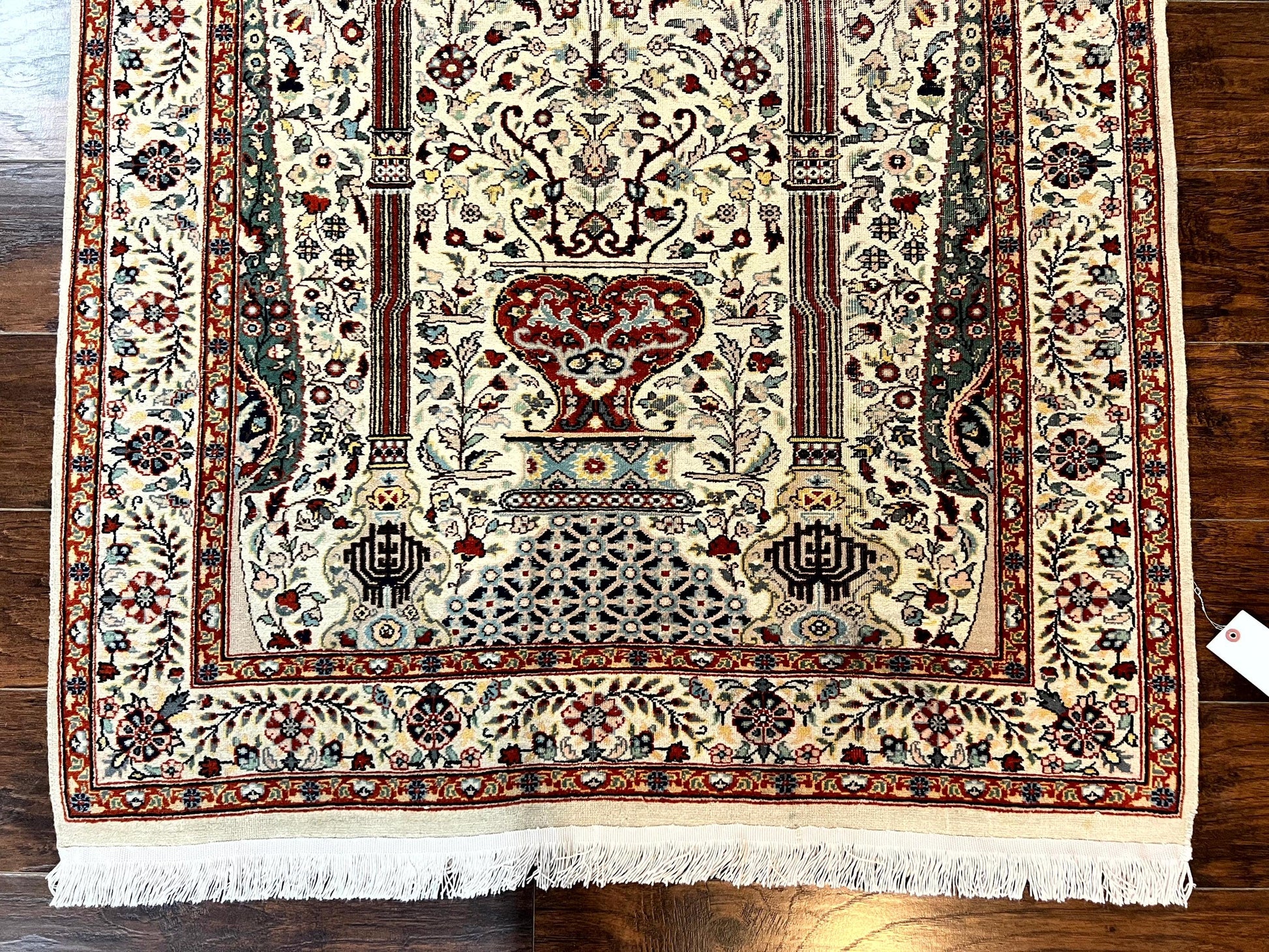 Pak Perisan Prayer Rug 4x6, Tree of LIfe Carpet, Handmade Vintage Wool Rug, Beige, Floral Vases - Nuvé