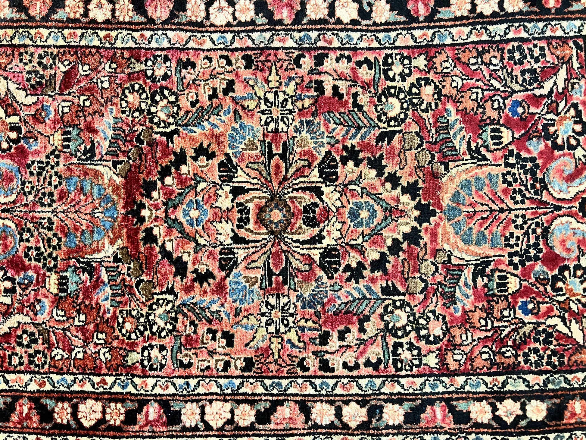 Small Antique Persian Rug 2.6 x 4, Red Floral Handmade 1920s Wool Rug, Persian Hamadan Lilian Rug - Nuvé