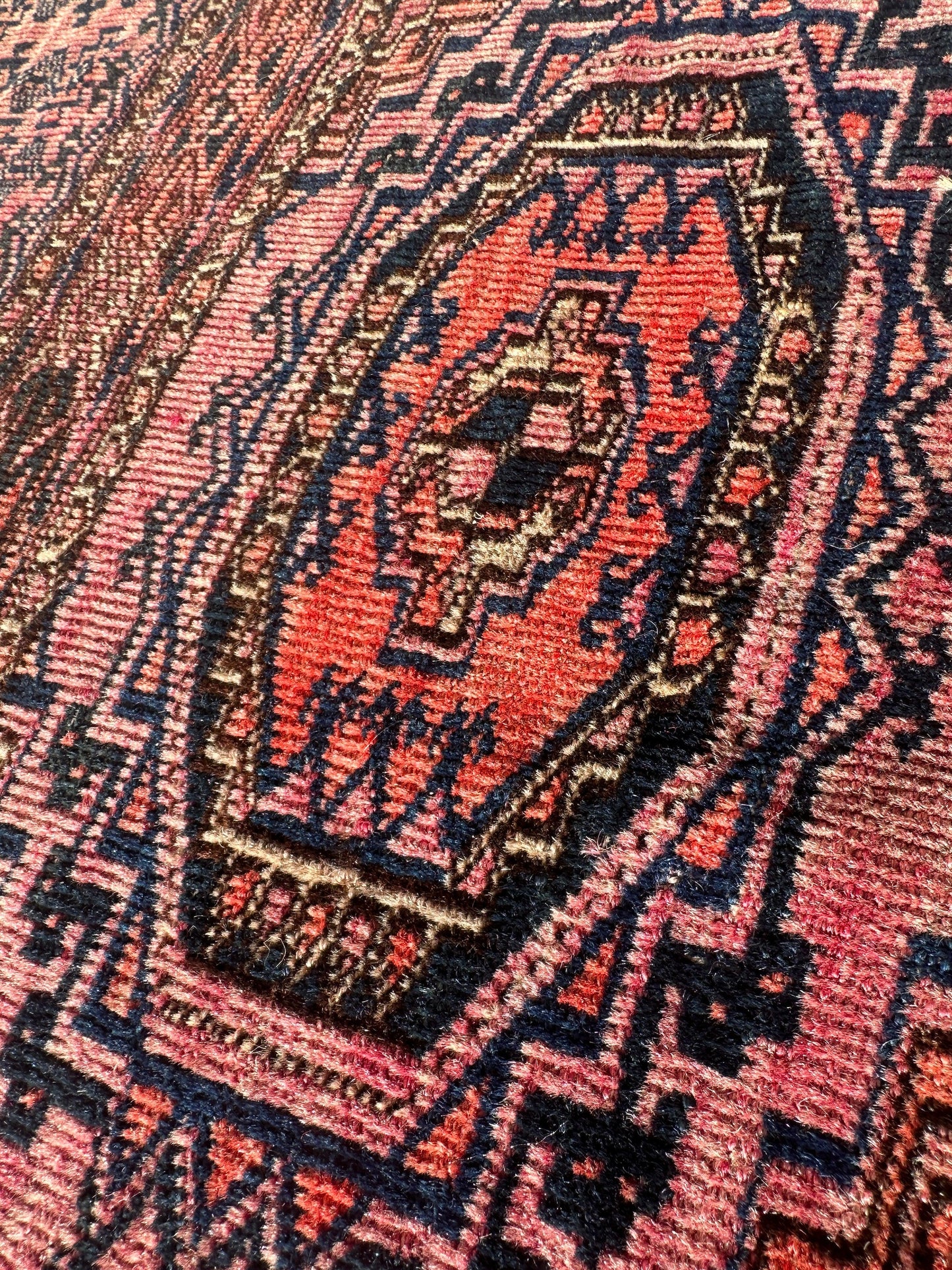 Saryk Turkmen Trapping Torba – 53″ x 25″ - Nuvé