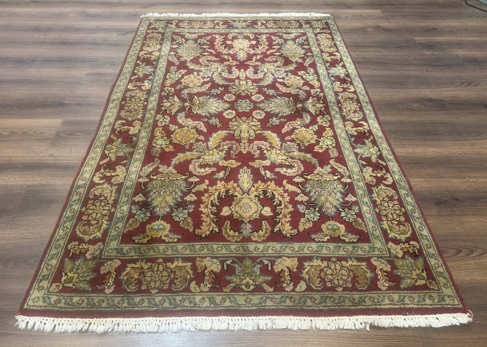 Indo Persian Mahal Rug 4x6, Floral Allover Pattern, Maroon - Nuvé