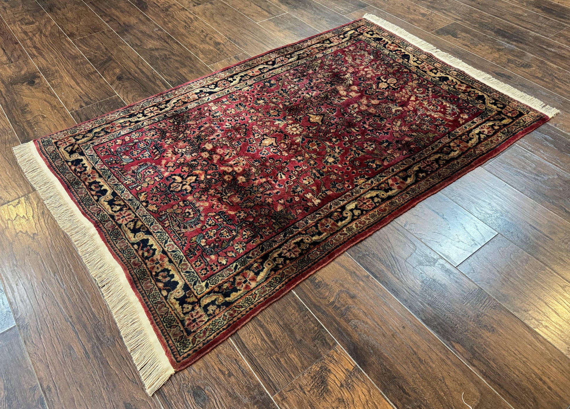 Persian Sarouk Rug 3x5, Antique Persian Carpet - Nuvé