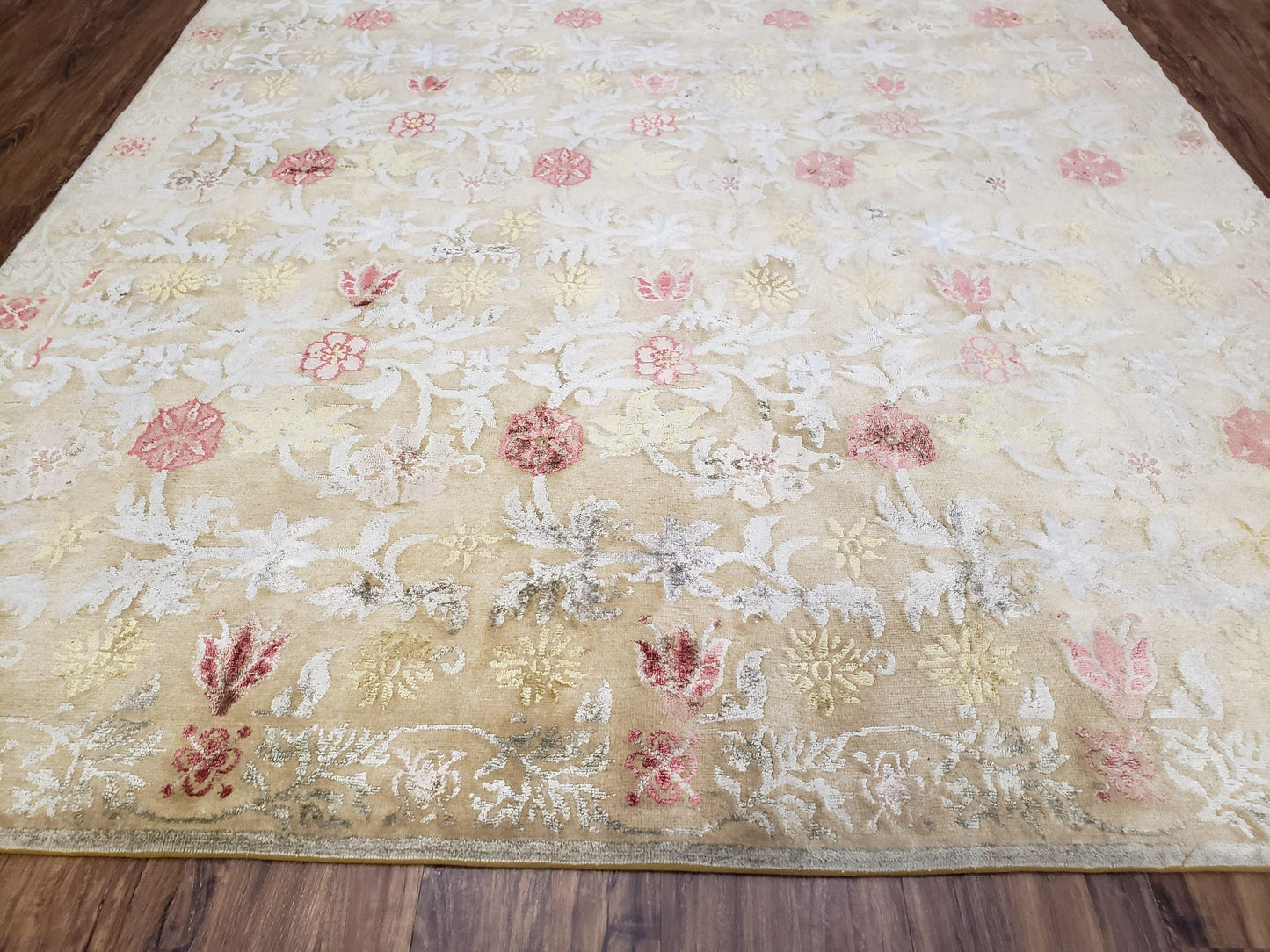 Modern Tibetan Rug 6x9, Wool and Silk Tibetan Rug, Handmade Tibetan Rug, Silk Flowers, Contemporary Rug, Soft Rug, Tibetan Area Rug, Tan - Nuvé