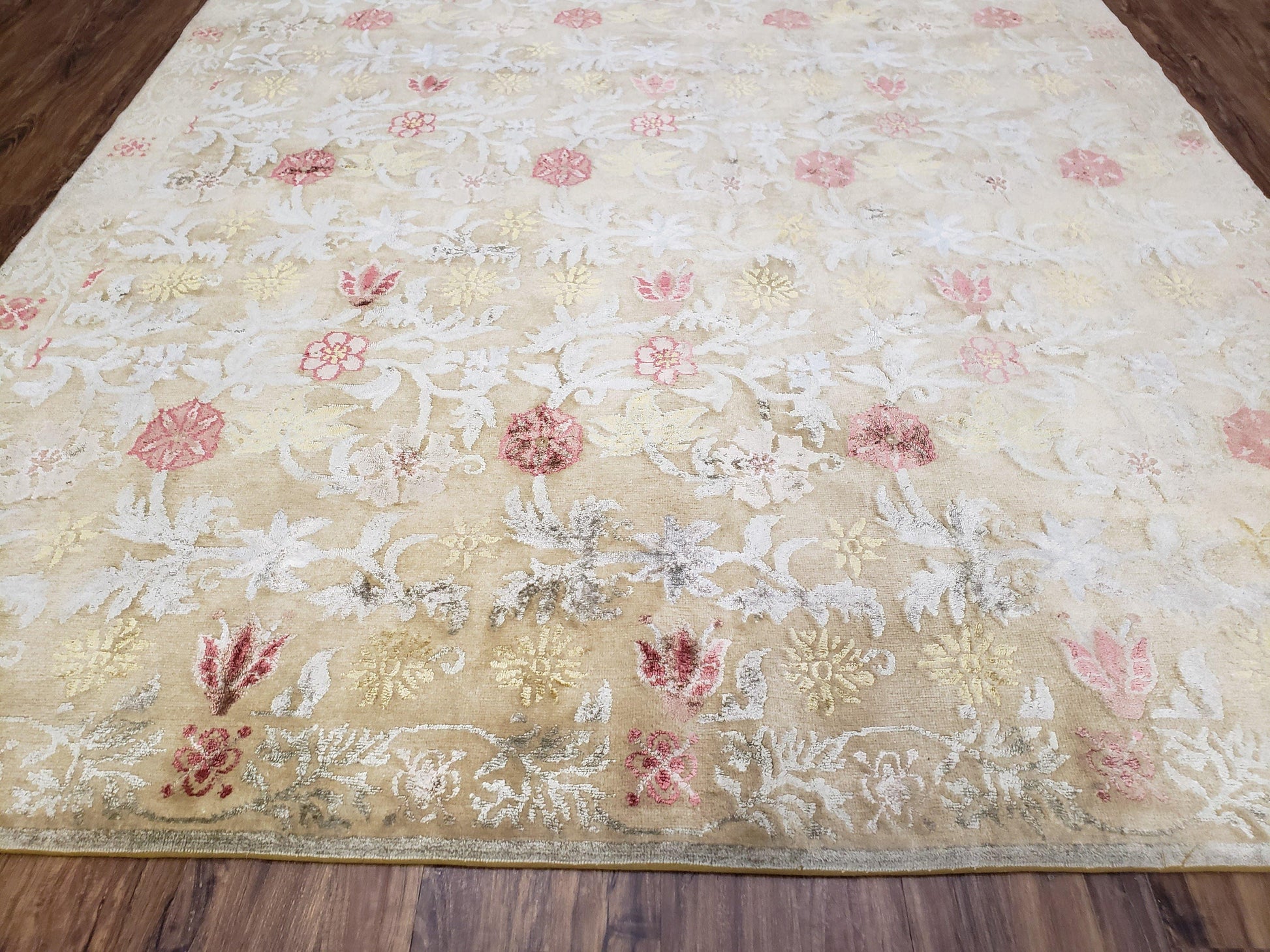 Modern Tibetan Rug 6x9, Wool and Silk Tibetan Rug, Handmade Tibetan Rug, Silk Flowers, Contemporary Rug, Soft Rug, Tibetan Area Rug, Tan - Nuvé