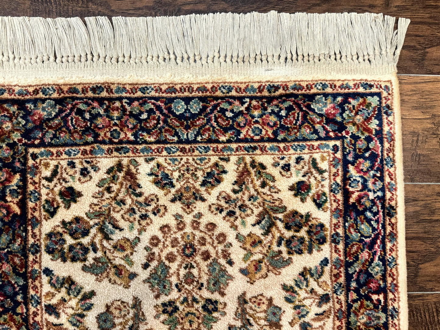 Karastan Rug 2.6 x 4, Karastan Ivory Sarouk #760, Vintage Wool Pile Small Karastan Carpet, Original Collection 700 Series Discontinued - Nuvé