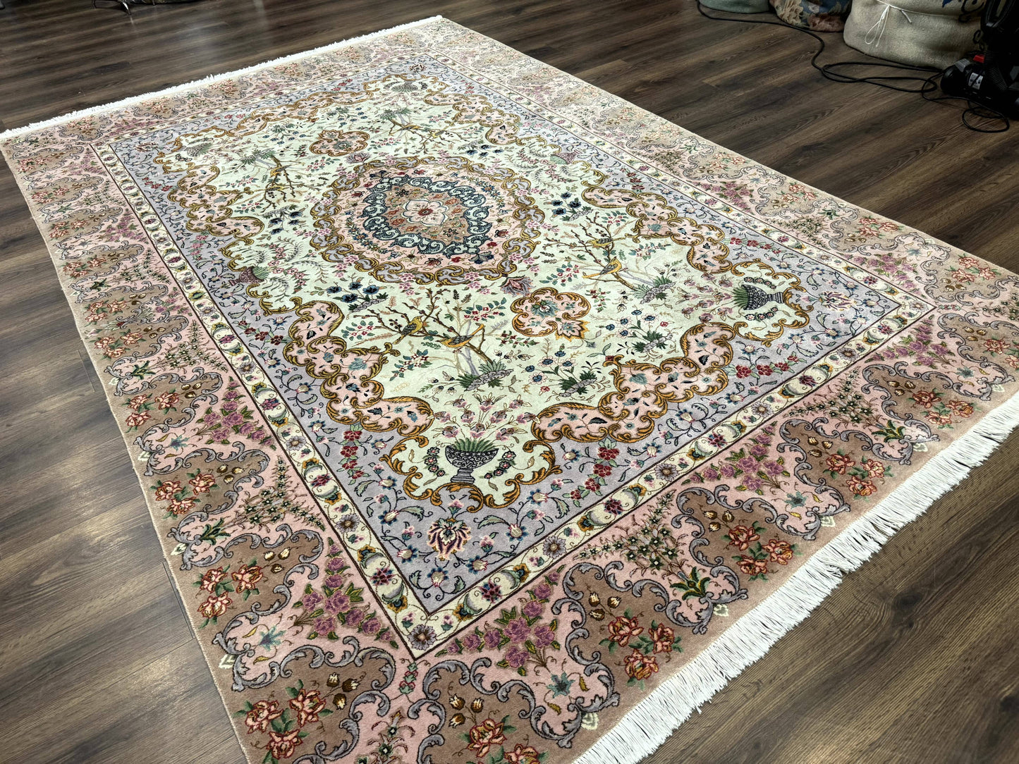 Wonderful Persian Tabriz Rug 7x10, Very Fine 330 KPSI, Light Green Light Blue Pink, Kork Wool Silk Foundation, Bird Pictorials - Nuvé