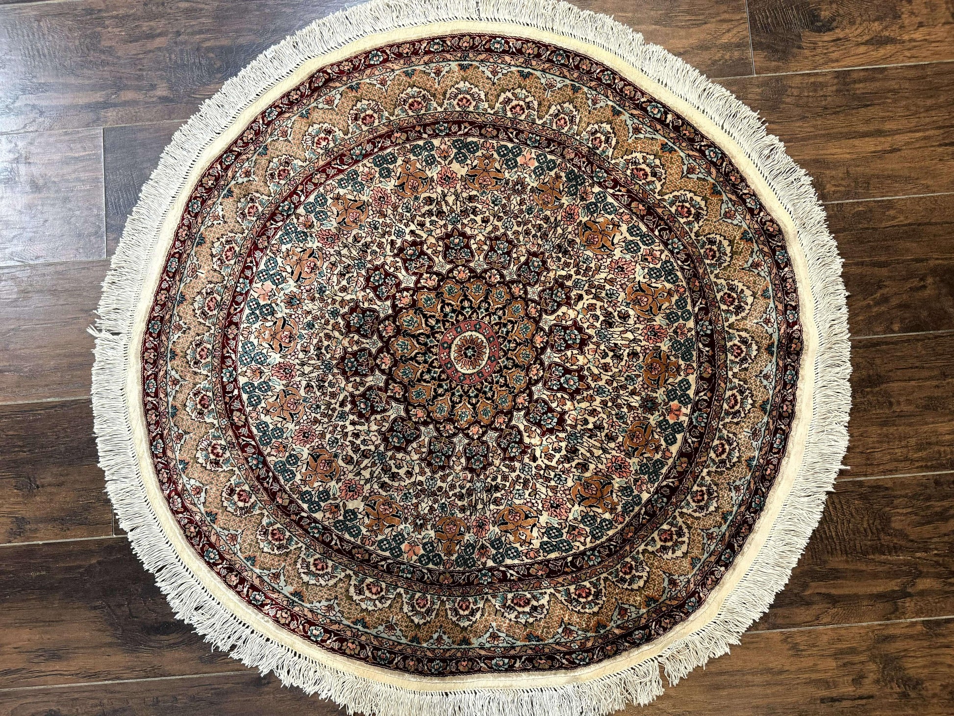 Round Silk Rug 3x3, Extremely Fine 580 KSPI, Sino Persian Round Handmade Carpet, Silk on Silk - Nuvé