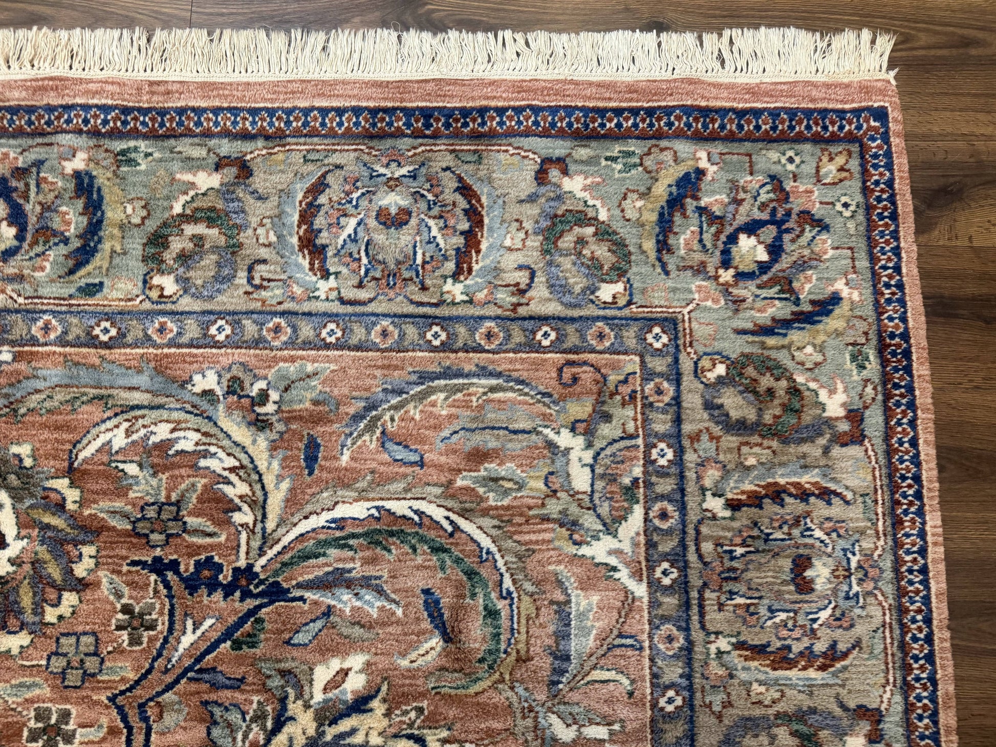 Indo Persian Mahal Rug 8x10, Traditional Wool Oriental Carpet, Pink - Nuvé