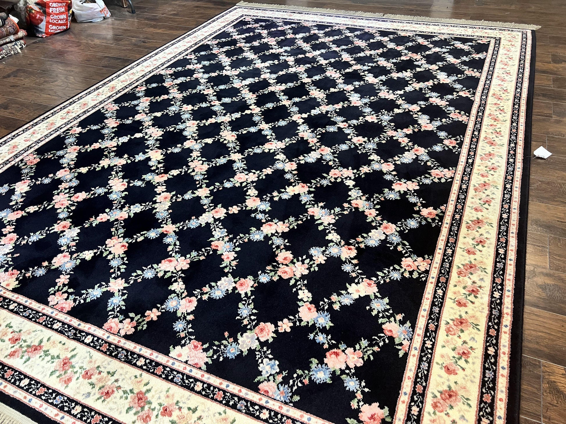 Karastan Rug 8.8 x 12, Garden of Eden #509/1270, Ebony Trellis, Vintage Discontinued Wool Pile Karastan Carpet - Nuvé