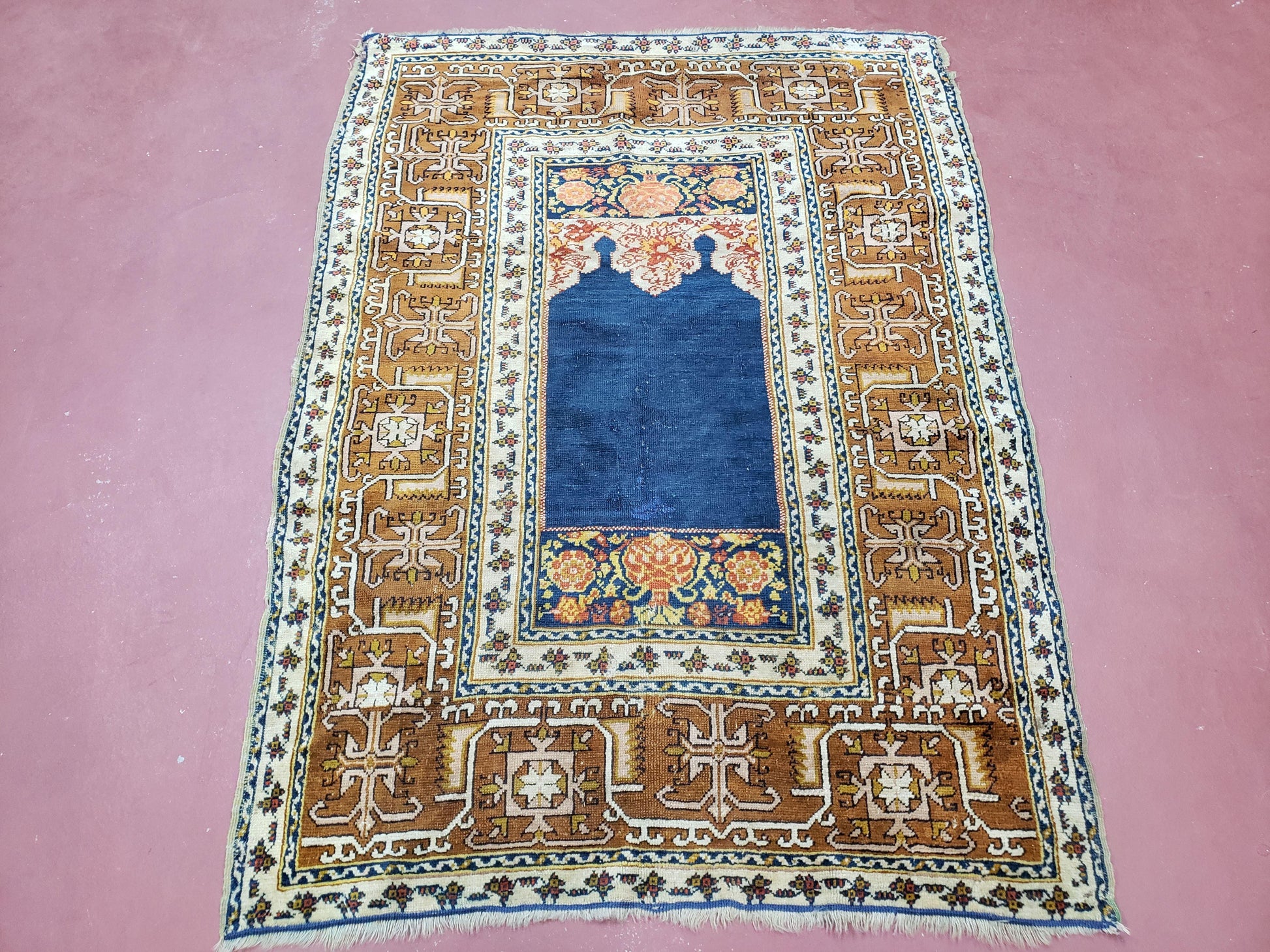 Antique Turkish Anatolian Ghiordes Prayer Rug, Twin Mihrabs, Rare Collectible Oriental Rug, Early 20th Century Prayer Rug, 3'9" x 5'2" - Nuvé