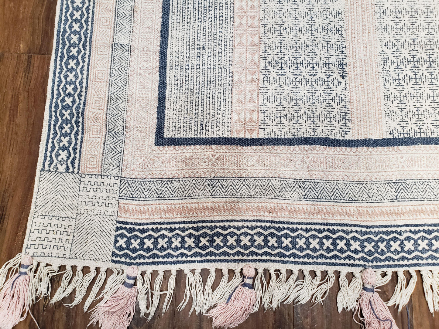Vintage Moroccan Kilim Area Rug 4x6, Ivory & Blues, Moroccan Wall Hanging, Wool, Handmade, 3'9" x 6' 1", Boho Rug, Flatweave Moroccan Carpet - Nuvé