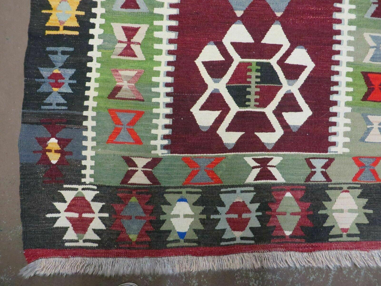 3' 8" X 5' Vintage Turkish Kilim Handmade Flat Weave Wool Rug Veg Dyes - Nuvé