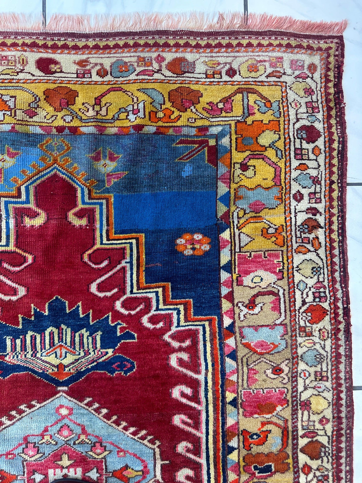 Hand-Knotted Antique Turkish Melas Wool Rug – 4'3" x 5'11" – Vibrant Geometric Motifs - Nuvé