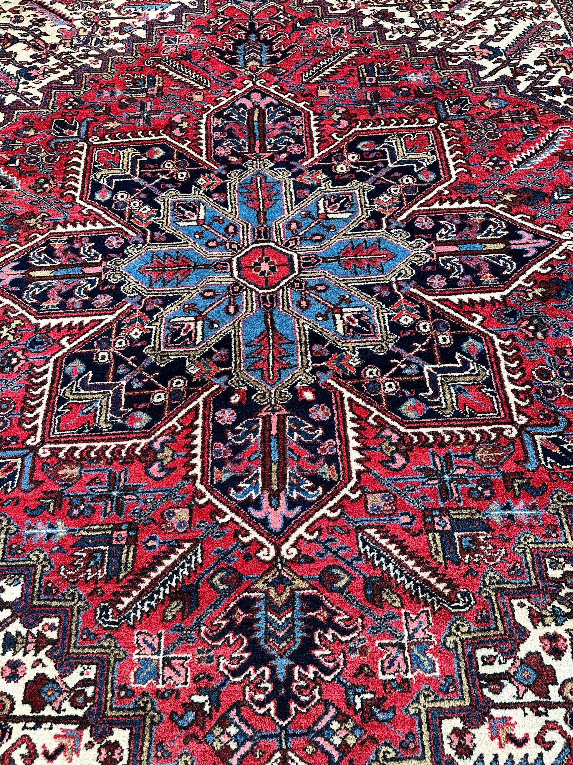 Hand-Knotted Persian Heriz Wool Rug – 9’ x 12’ – Geometric Medallion Design - Nuvé