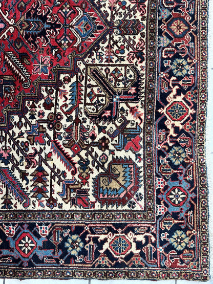 Hand-Knotted Persian Heriz Wool Rug – 9’ x 12’ – Geometric Medallion Design - Nuvé