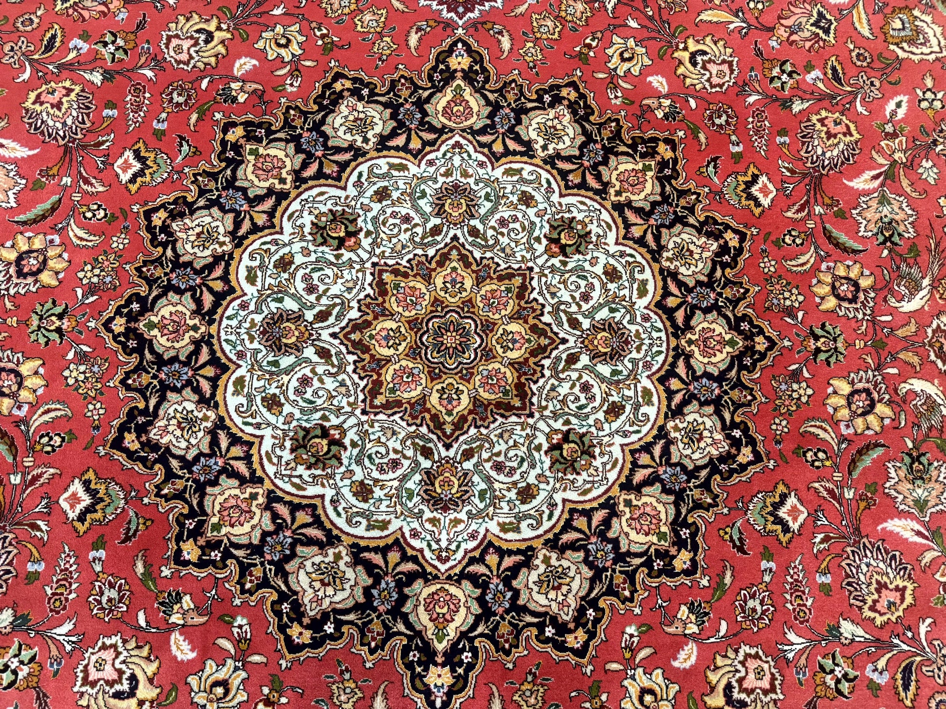 Persian Tabriz Rug 10x13 – Floral Medallion & Birds, Wool & Silk, 330 KPSI - Nuvé