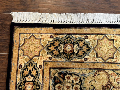 Pak Persian Rug 4x6, Panel Design - Nuvé