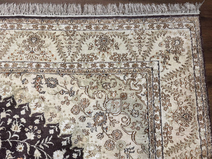 Indian Kashmiri Silk Rug 10x14, Floral Medallion - Nuvé