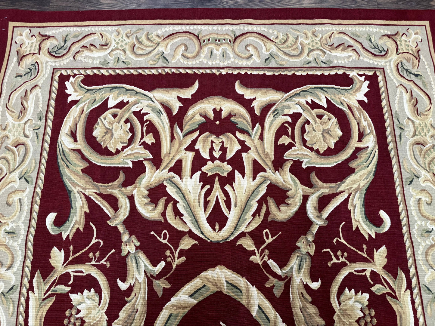 Burgundy Aubusson Rug 6x9, Vintage Wool Carpet - Nuvé