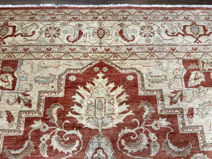 Turkish Heriz Serapi Rug 9x13, Geometric Medallion - Nuvé
