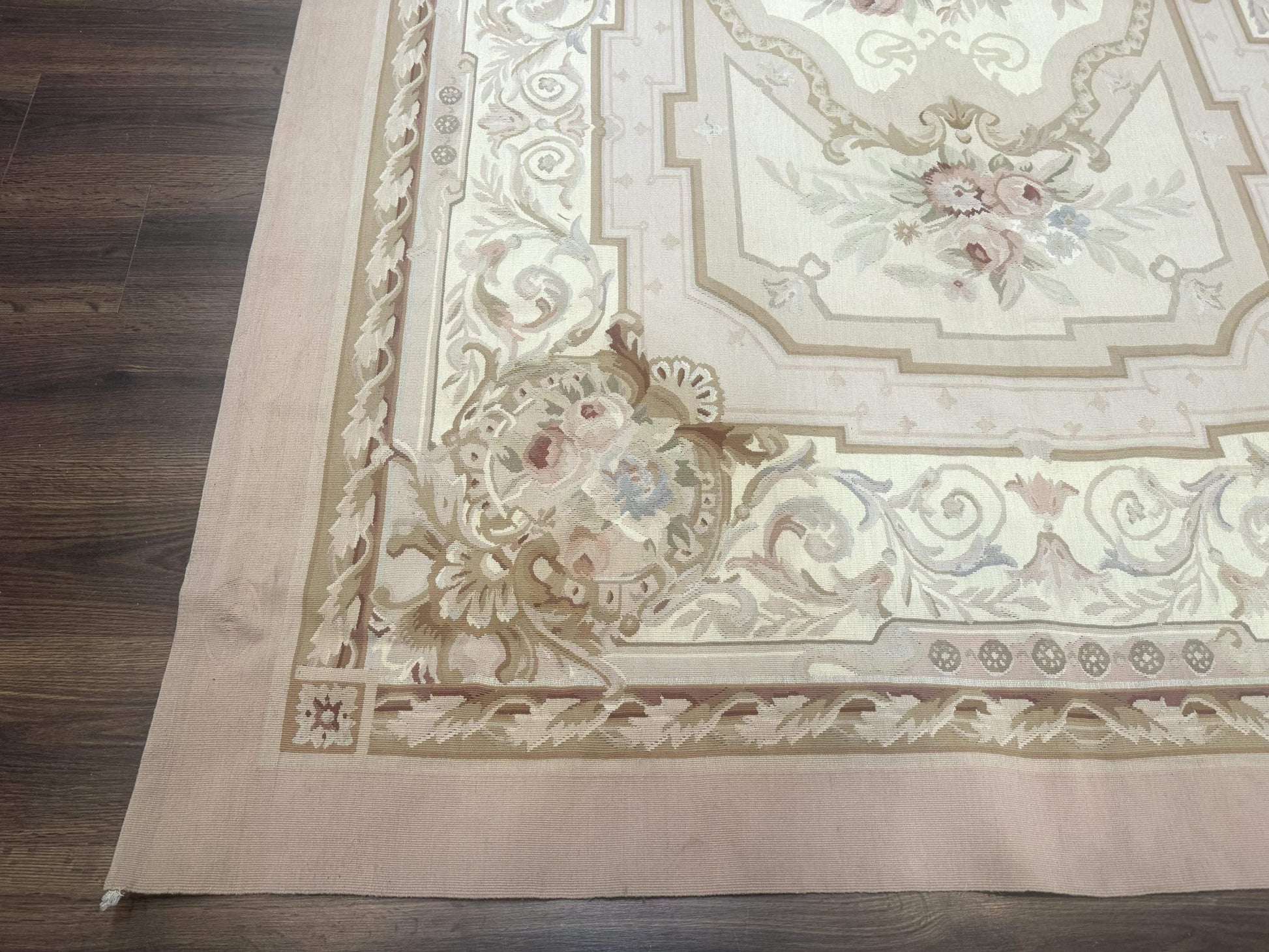 Aubusson Rug 6x9, Elegant, Flatweave, French European Design - Nuvé