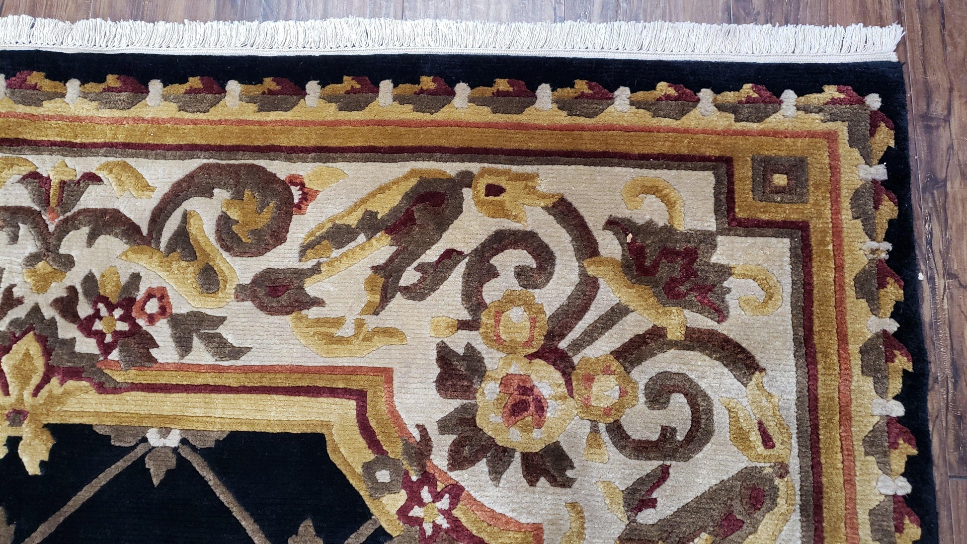 Nepal Rug 6x9, Nepalese Aubusson Area Rug 6 x 9, Hand-Knotted Wool Soft Pile Black & Beige Tibetan Aubusson New Carpet European Savonnerie - Nuvé