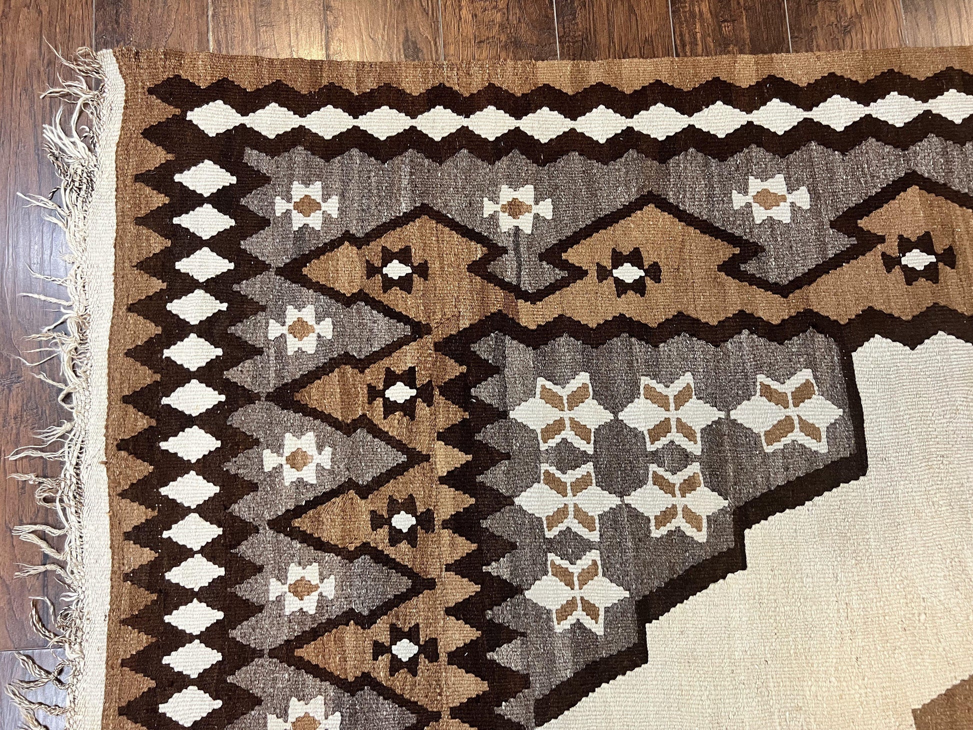 Antique Persian Fars Kilim Rug 8x11, Wool, Boho Tribal Persian Shiraz Flatweave Carpet, Semi Open Field, Geometric, Handmade, Vintage Semi Antique - Nuvé