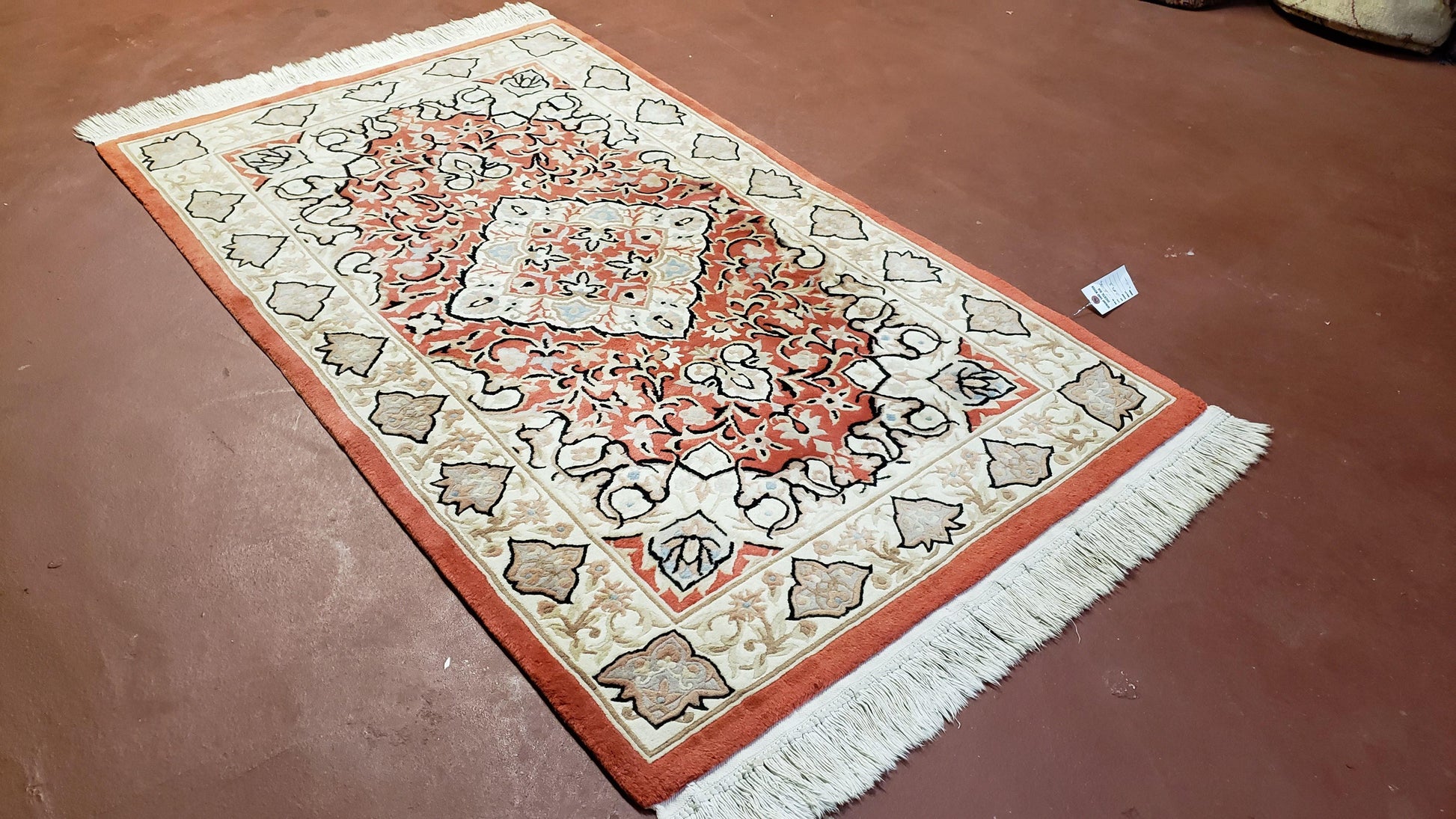 3x5 Red Chinese Plush Rug, Hand Knotted Soft Wool Carpet, Medallion Rug, Fine Vintage Rug, 120 Line, Small Area Rug - Nuvé