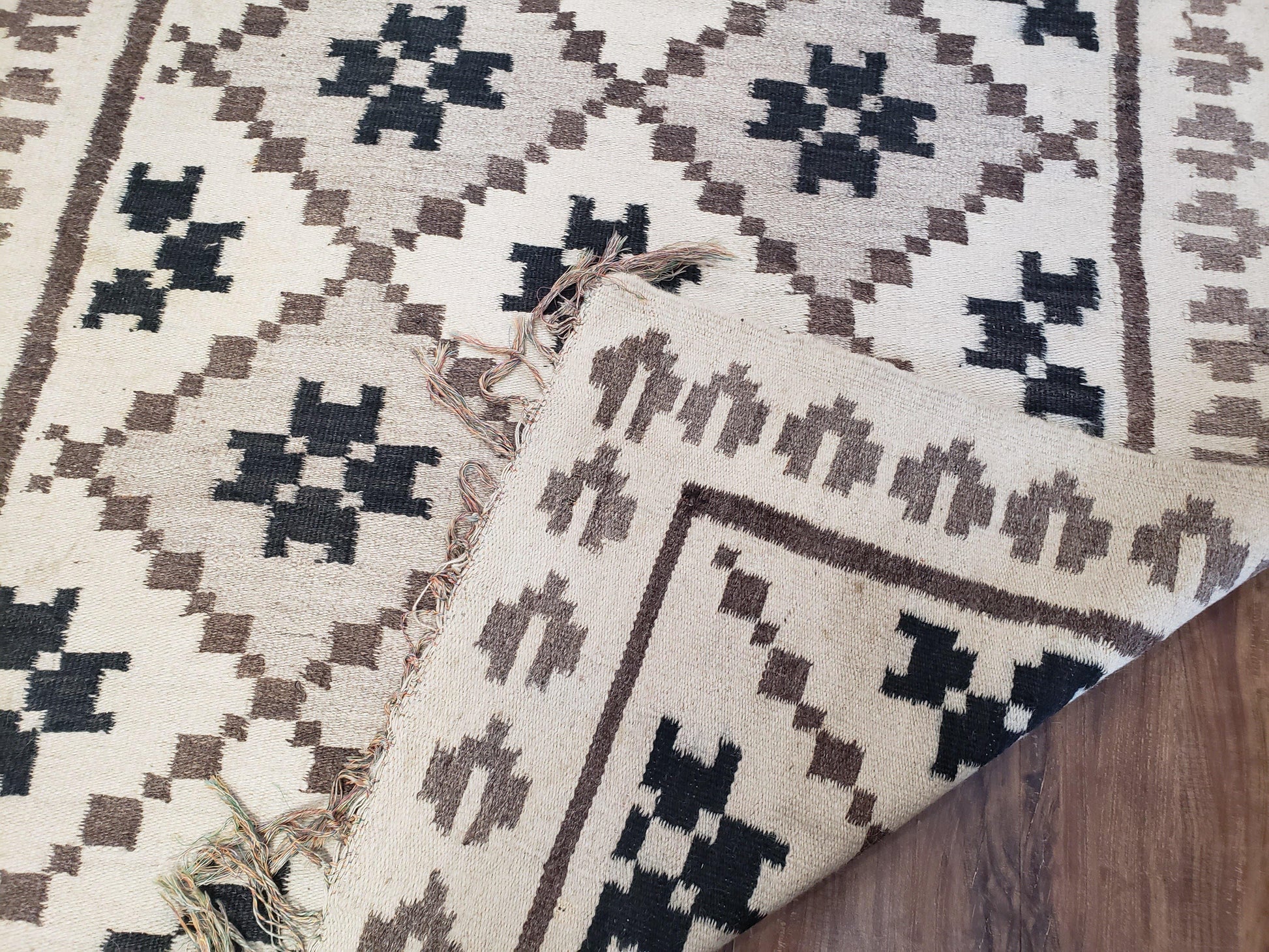 Semi Antique South American Blanket 4x8, Wool Hand-Woven Flatweave Kilim Rug, Handmade Antique Vintage Runner, Ivory & Blue, Diamond Panel - Nuvé