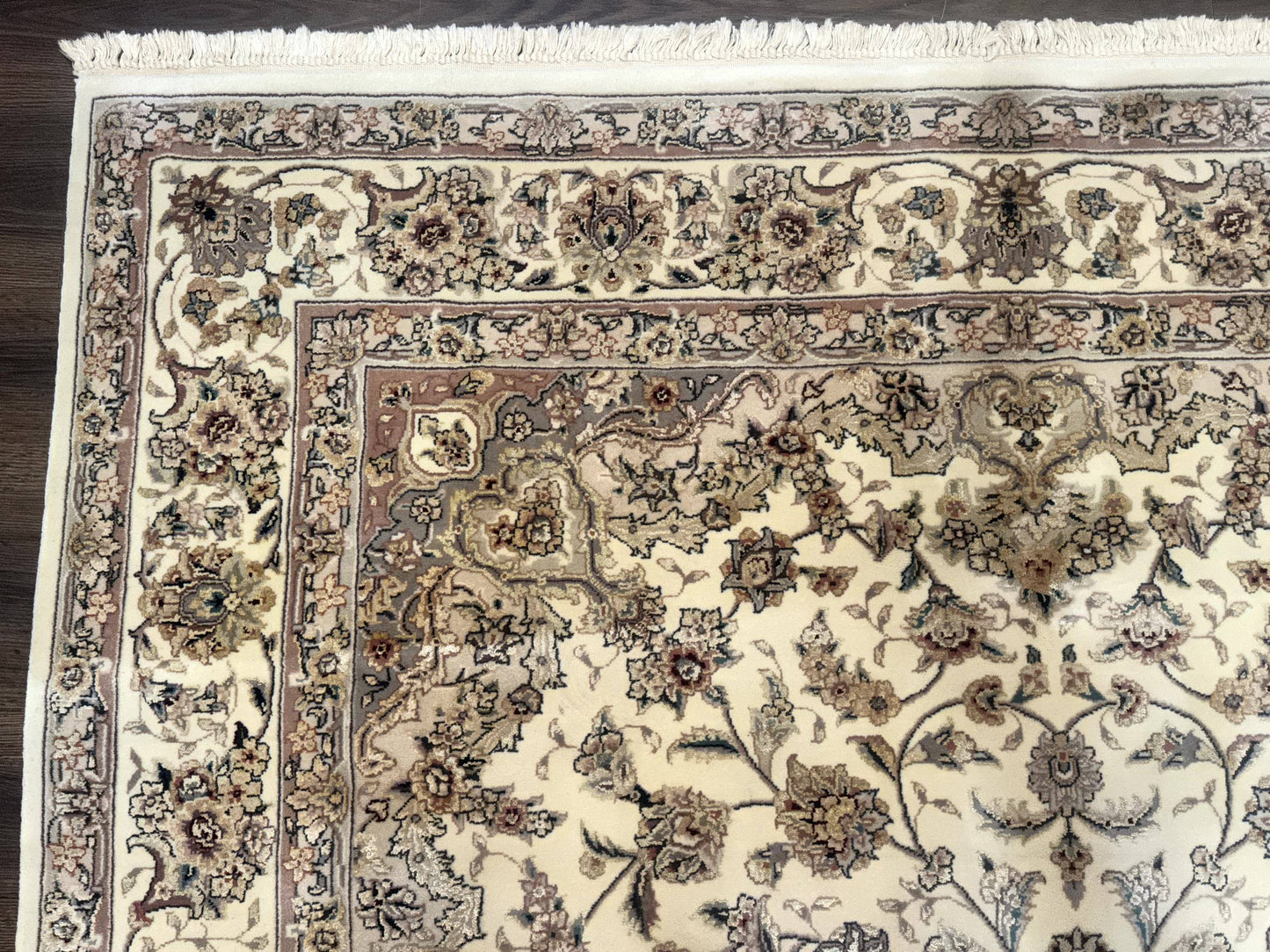 Sino Persian Rug 6x9, Floral Medallion, Ivory & Taupe, Wool with Silk Highlights, Fine 210 KPSI - Nuvé