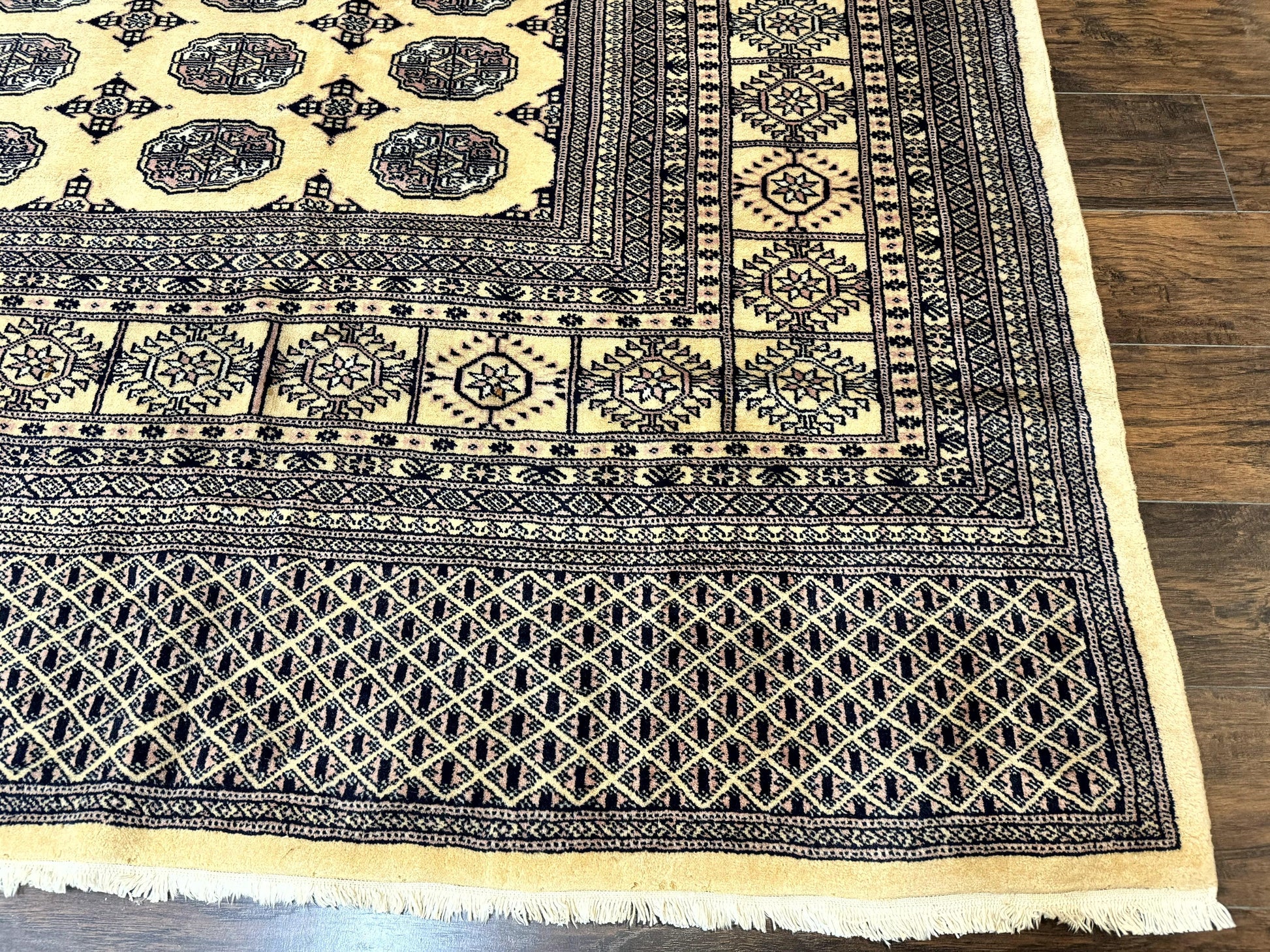Pakistani Bokhara Turkoman Rug 9x11, Cream, Handmade Wool Vintage Carpet - Nuvé