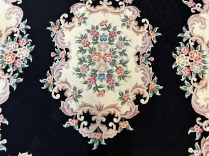 Aubusson Rug 8x11, Black and Ivory, Hooked Rug, Vintage, Wool - Nuvé