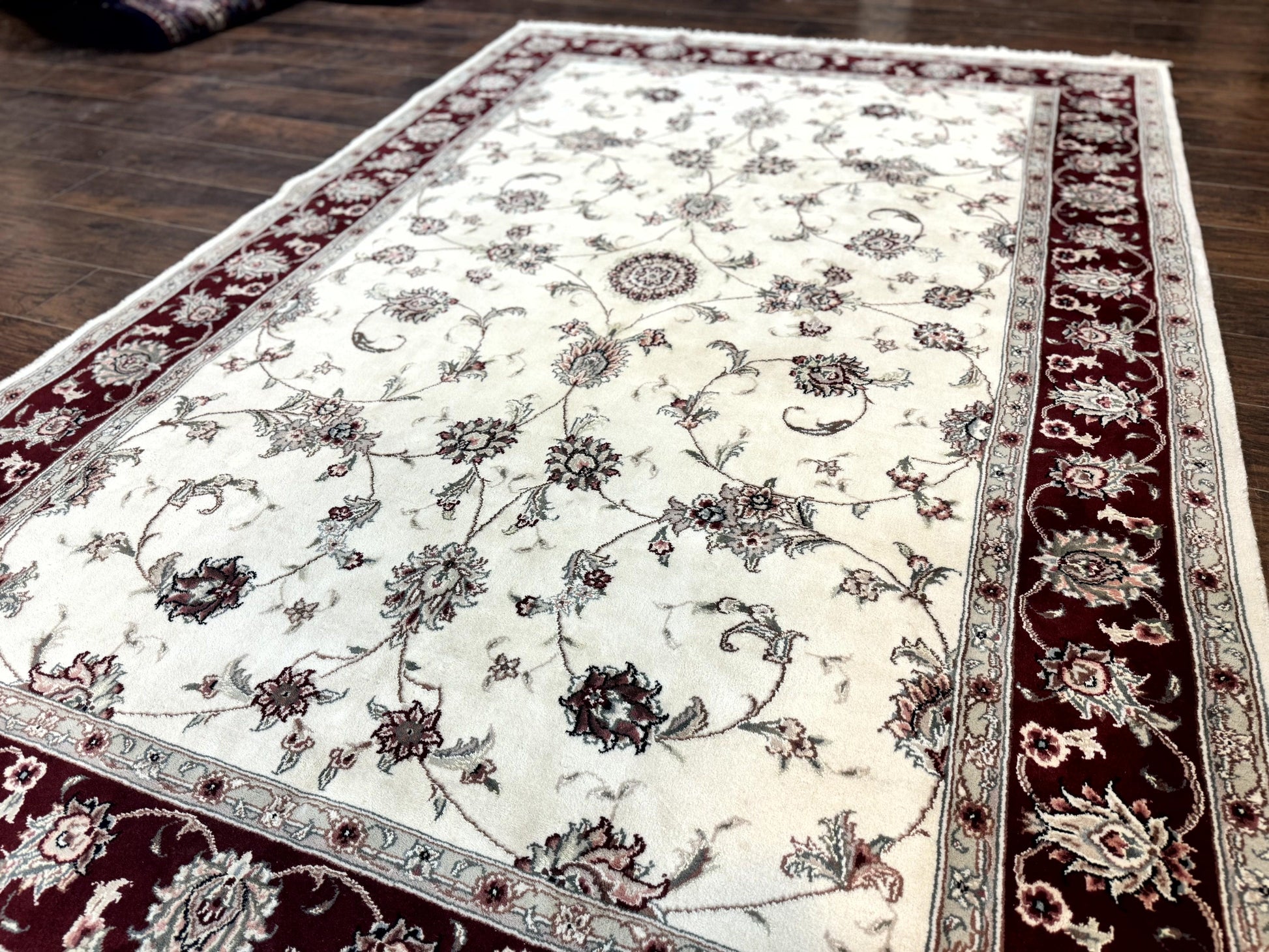 Ivory and Burgundy Pak Persian Rug 6x9 - Nuvé