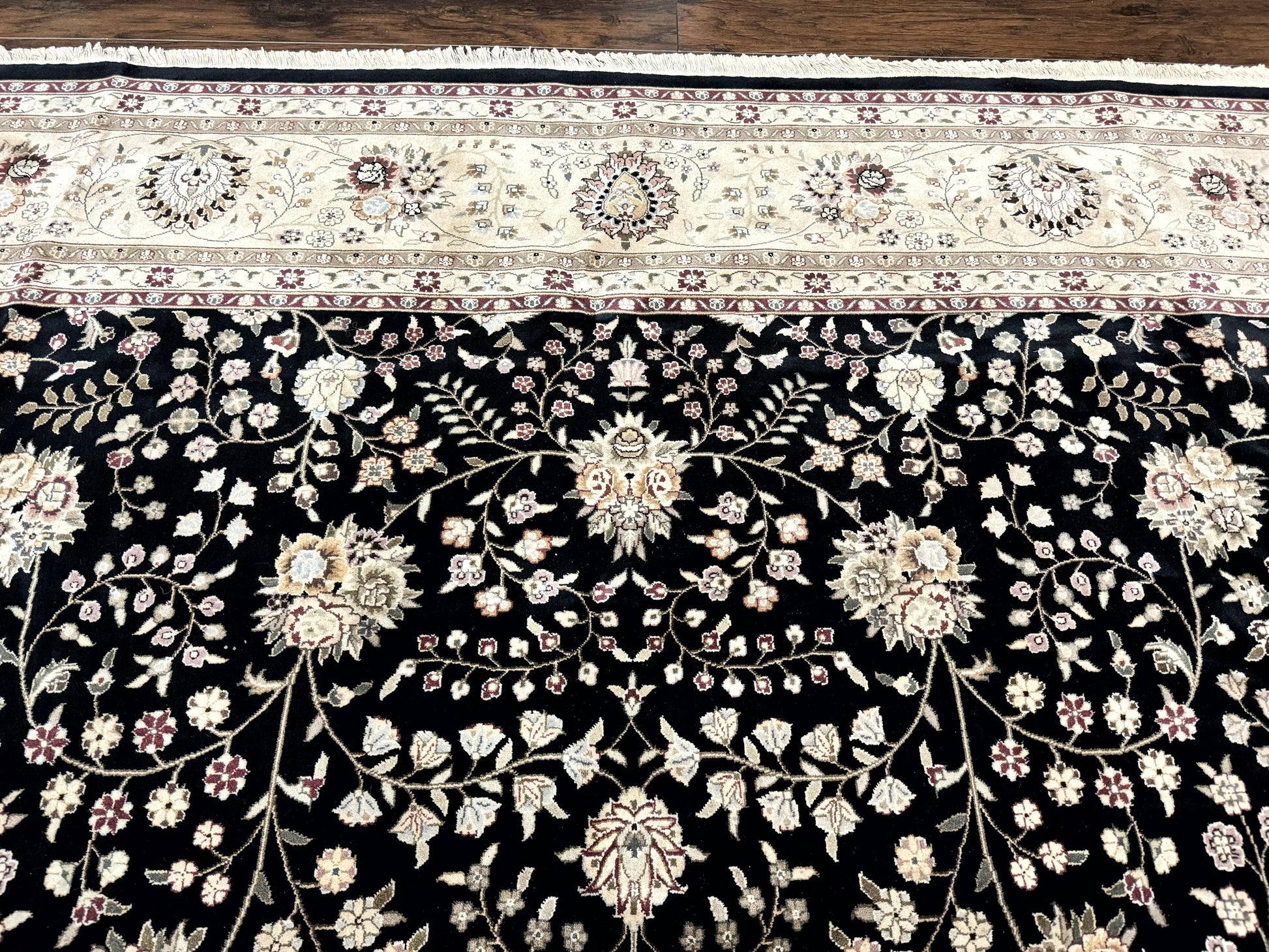 Pak Persian Rug 10x13 - Nuvé