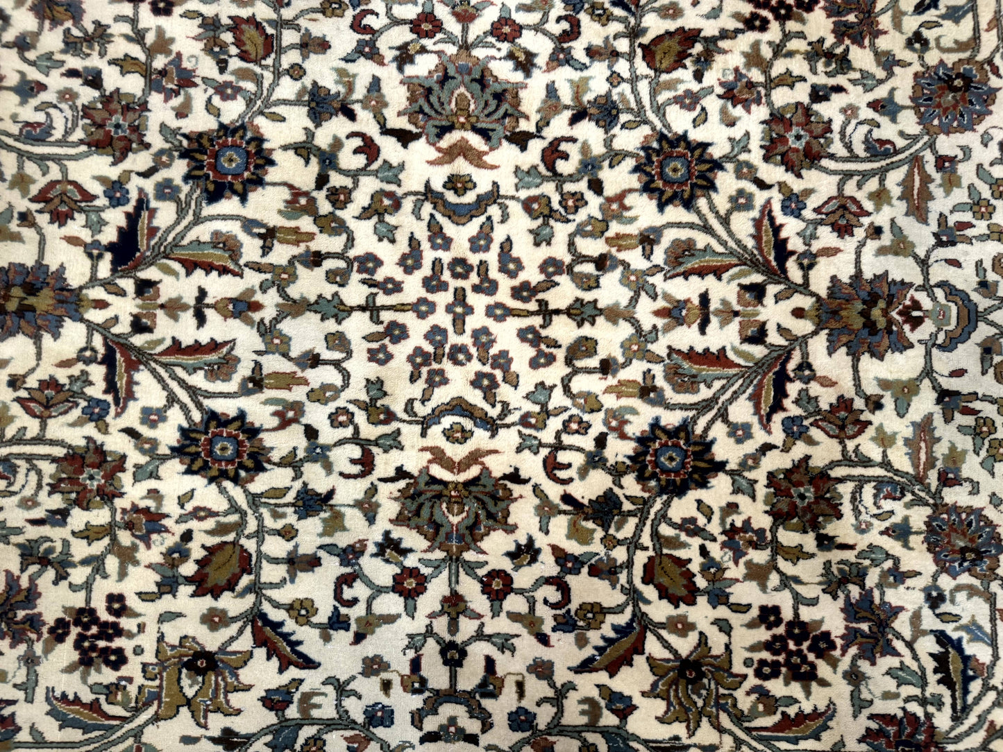 Indo Persian Rug 9x12, Ivory and Red, Traditional Wool Oriental Carpet - Nuvé