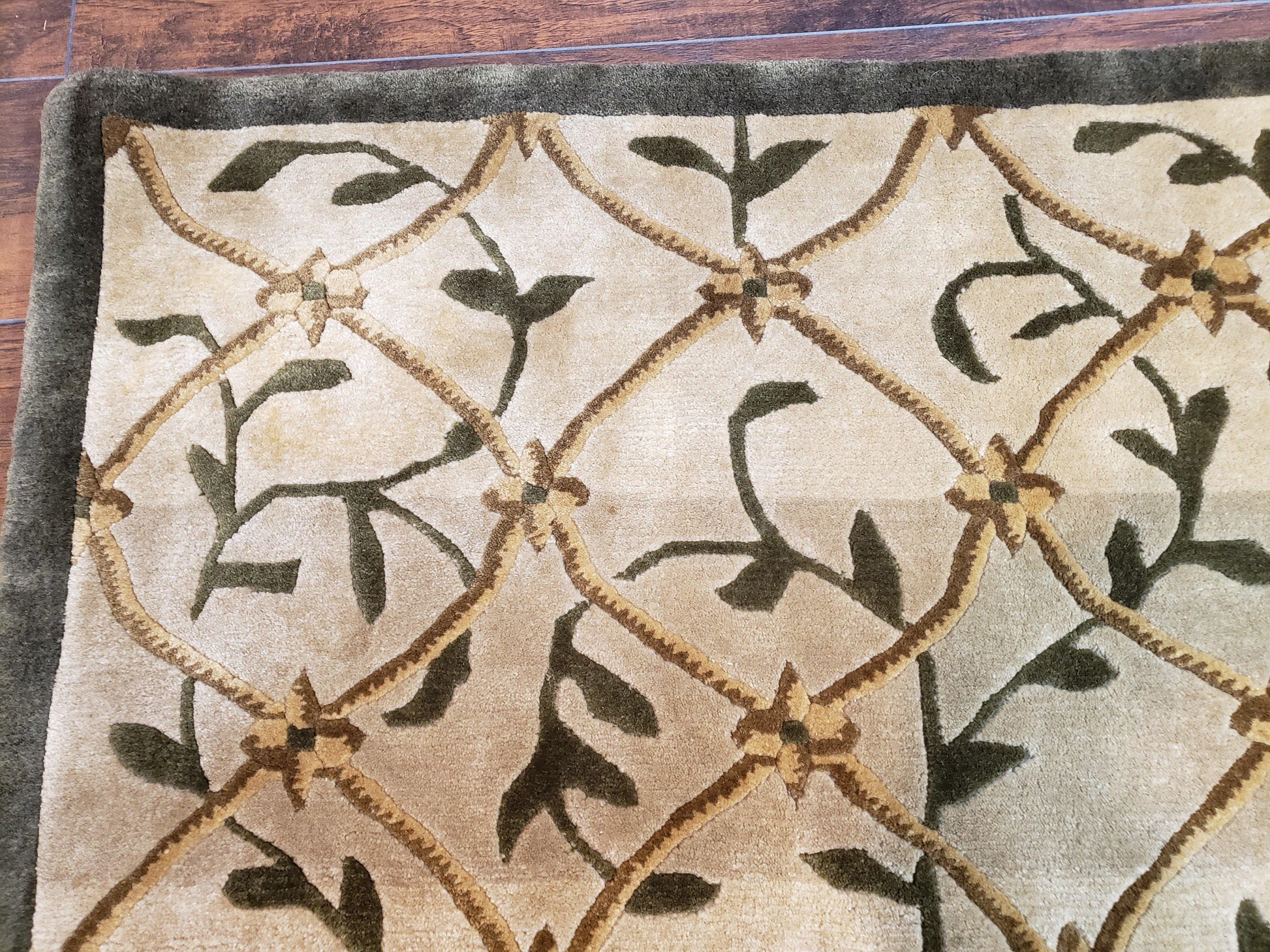 Vintage Tibetan Nepalese Area Rug 9x12, Wool Hand-Knotted, Beige Nepali Soft Pile Carpet, 9 x 12 Living Room Modern Dining Room Rug - Nuvé