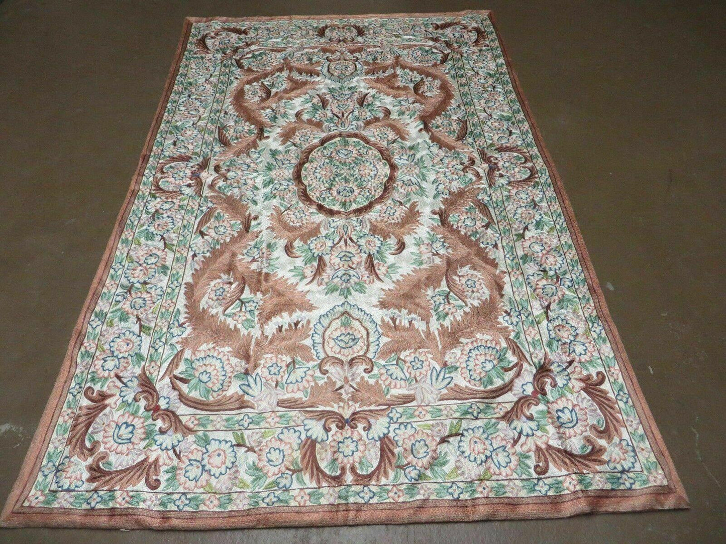 4' X 6' Vintage Embroidery Hand Stitched Rug Silk On Cotton India Backing Nice - Nuvé