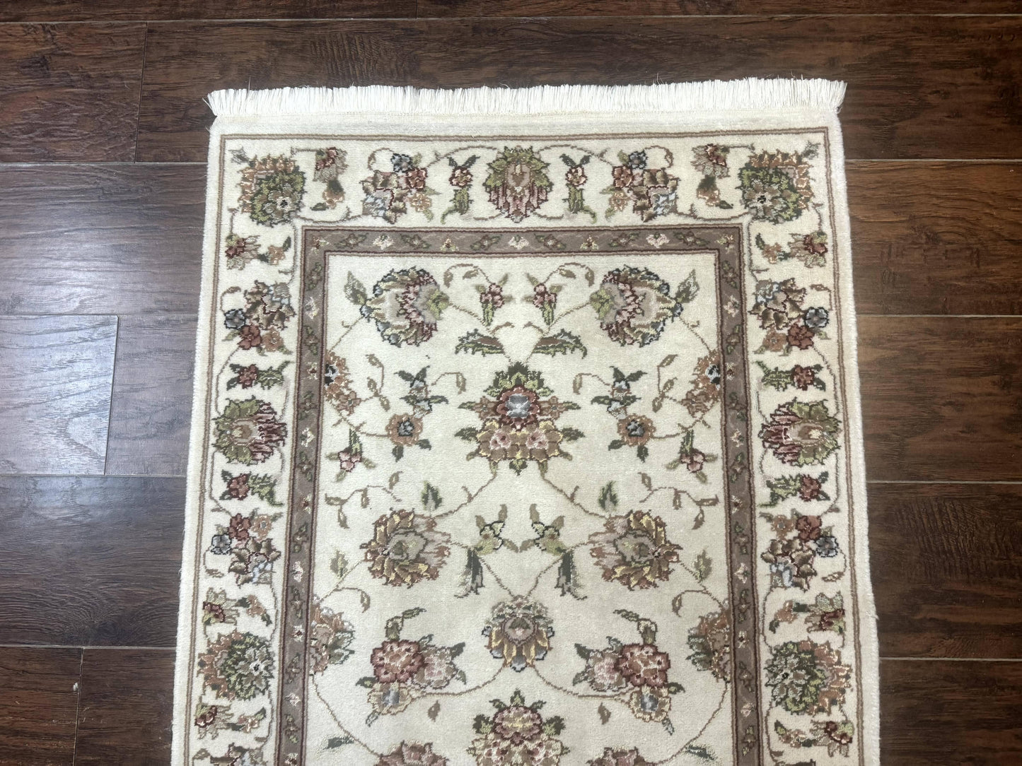 Pak Persian Runner Rug 2.6 x 8ft, Oriental Carpet for Hallway or Kitchen, Handmade, Wool and Silk Highlights - Nuvé