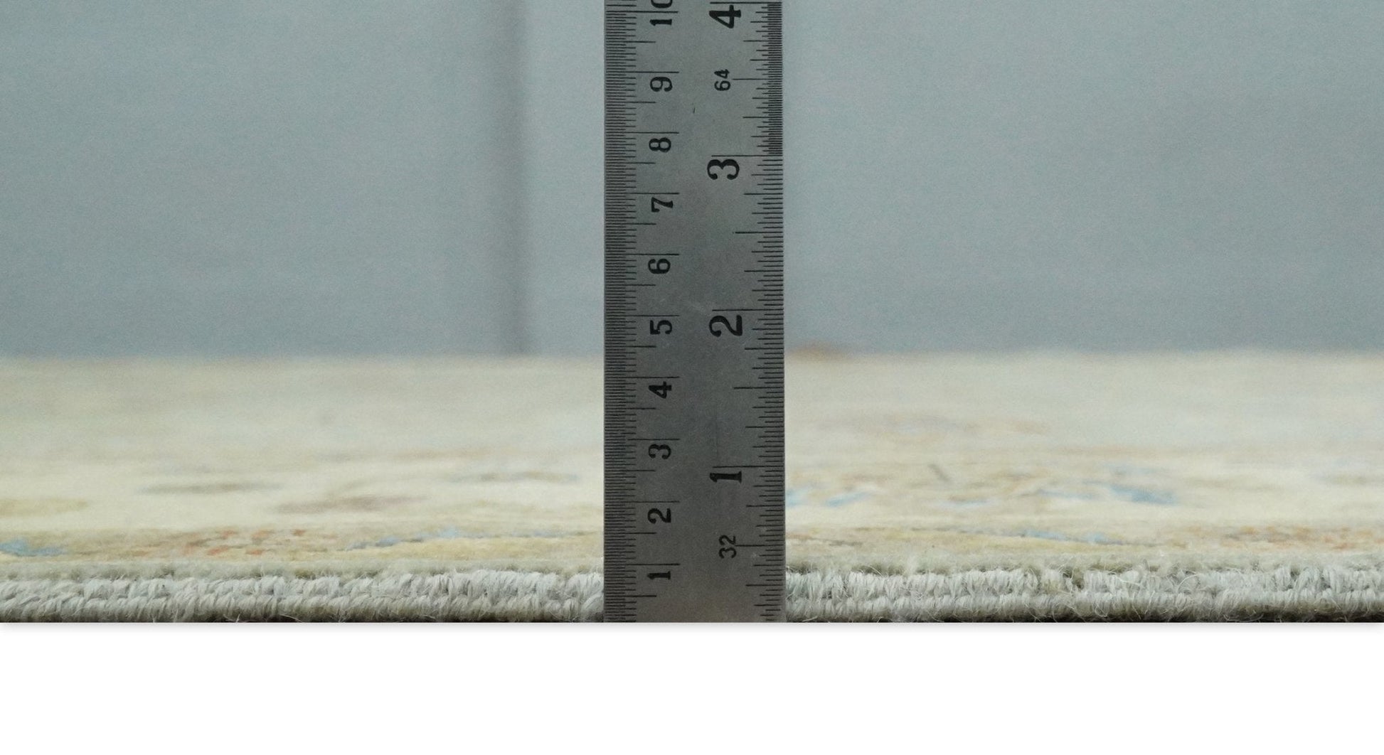 6x8 Fine Hand Knotted Silver and Ivory Traditional Vintage Persian Style Antique Wool Rug | AGR30 - Nuvé