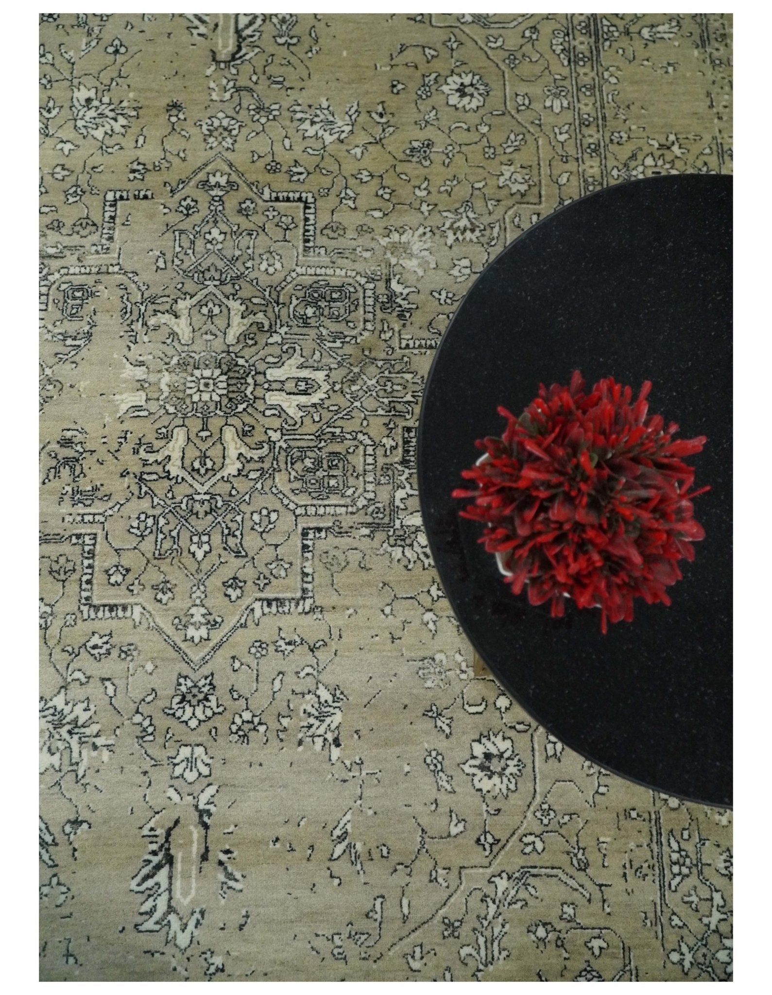 6x9 Fine Hand Knotted Beige and Black Traditional Vintage Persian Style Antique Wool Rug | AGR4 - Nuvé